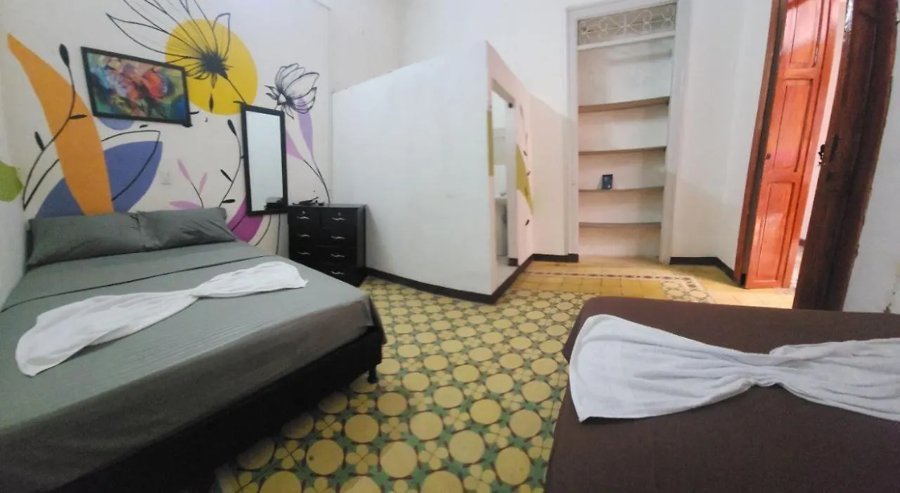 ゲストハウス Hostal Casa Linda Medellin, Centro