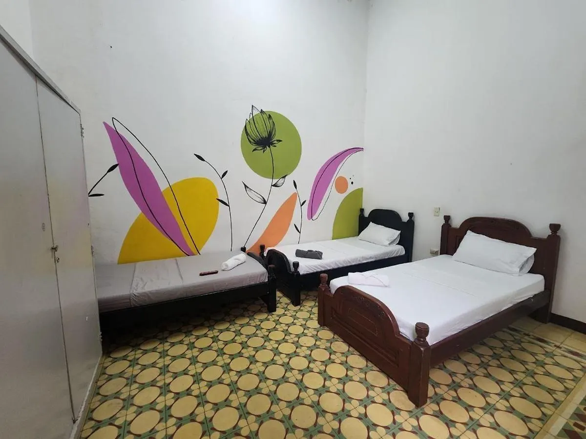 Hostal Casa Linda Medellin, Centro 0*, メデジン コロンビア