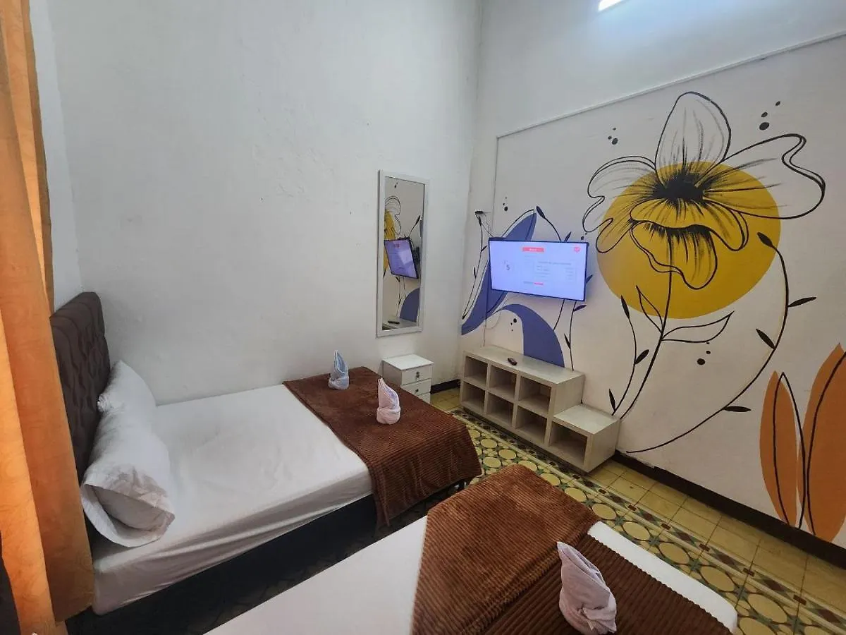 ゲストハウス Hostal Casa Linda Medellin, Centro