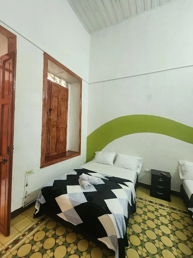 Hostal Casa Linda Medellin, Centro 0*, メデジン コロンビア